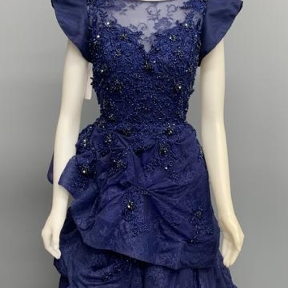 Dress - Picture 2 of 3